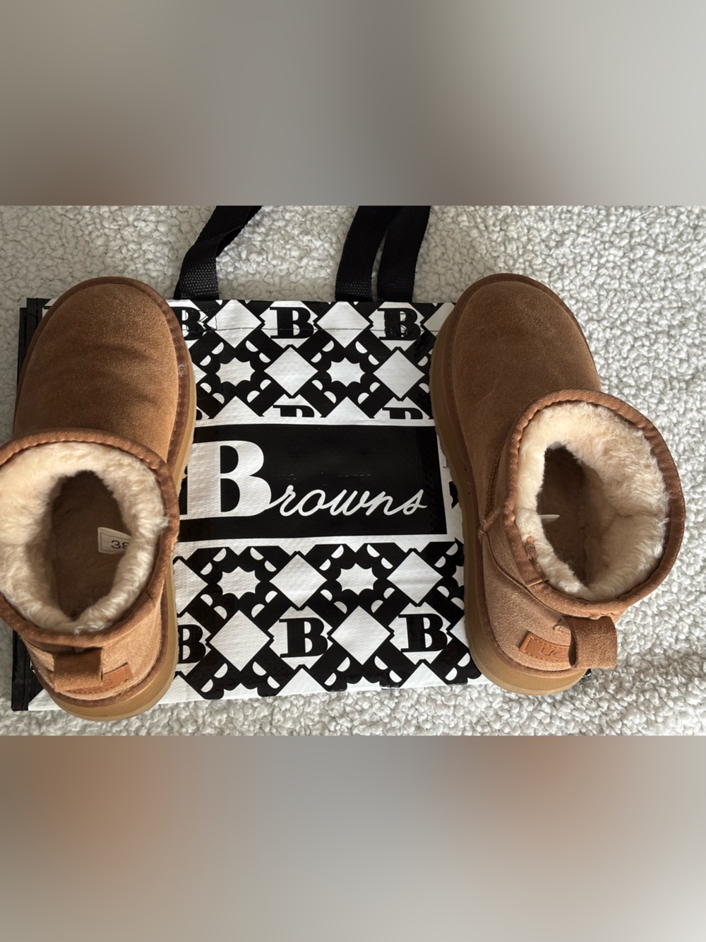 UGG Womens or kids  Oxford, mini platform Chestnut/Tan  merino sheepskin boots